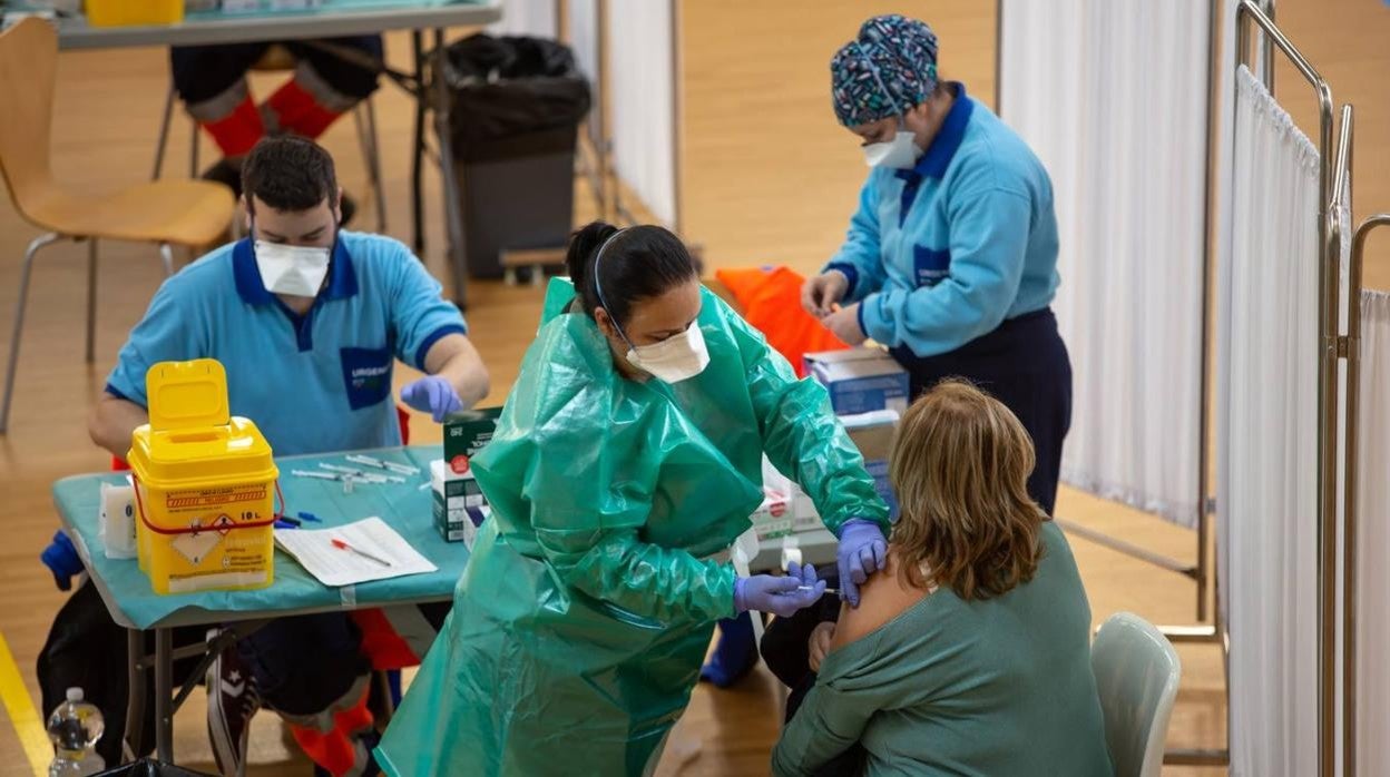 La Universidad de Sevilla se une a la vacunación contra el Covid