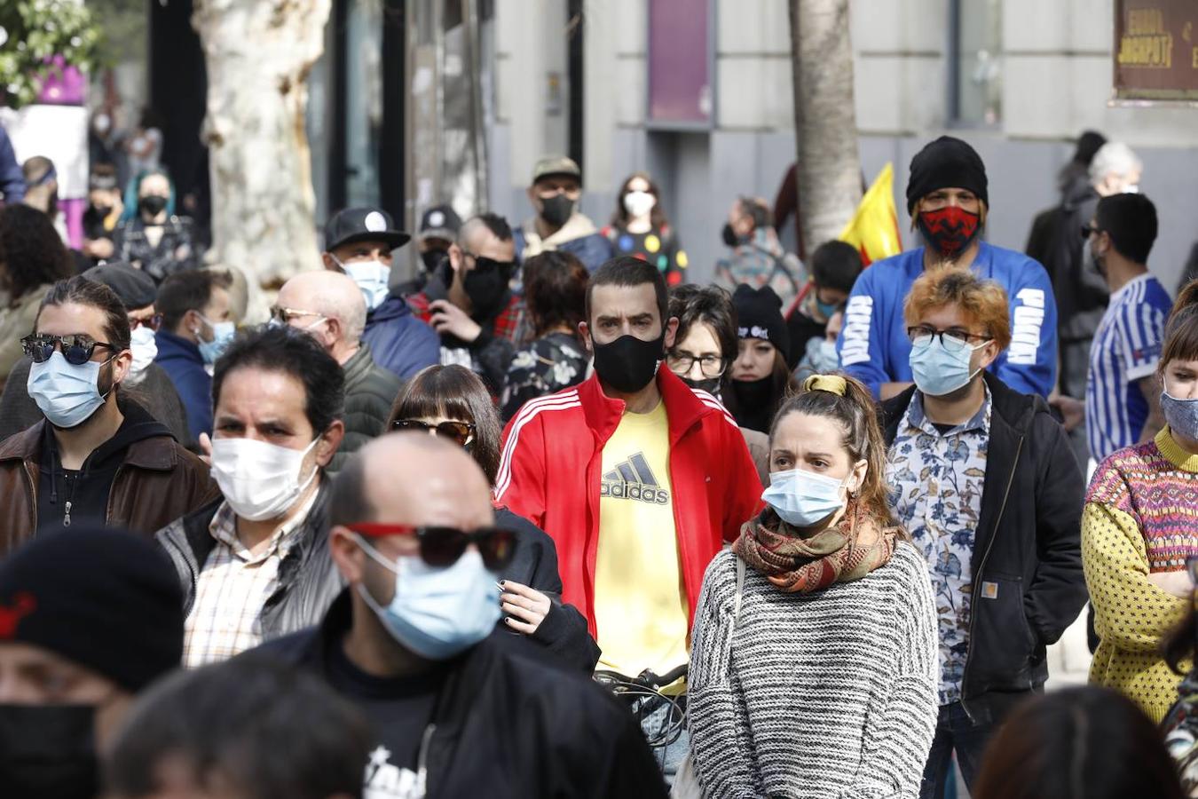 La concentración por la libertad del rapero Pablo Hasel en el Bulevar, en imágenes