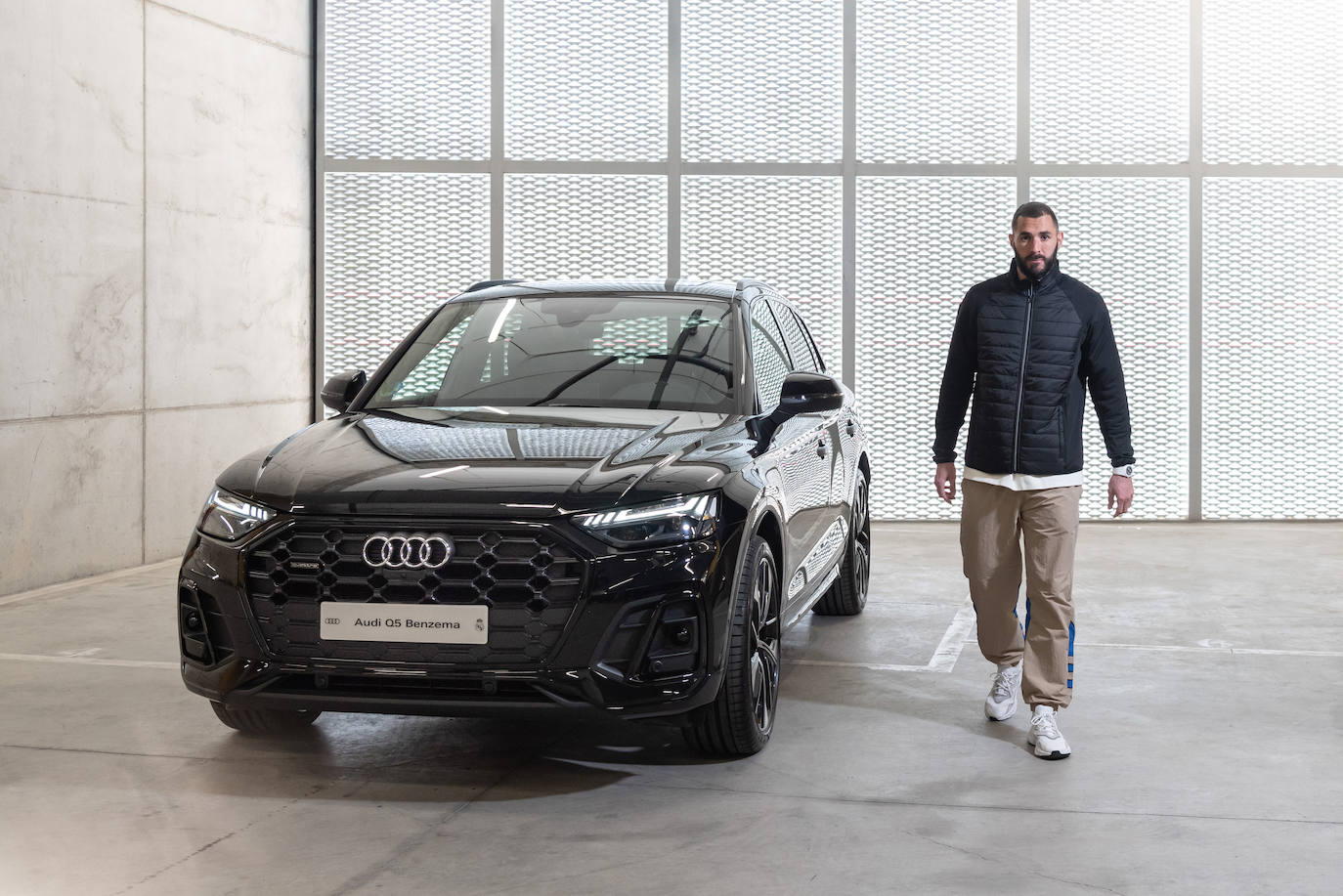 Galería: derroche de CV en los nuevos &#039;coches oficiales&#039; del Real Madrid