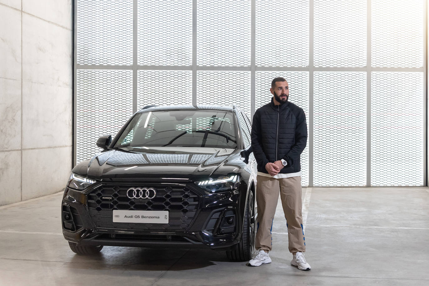 Galería: derroche de CV en los nuevos &#039;coches oficiales&#039; del Real Madrid