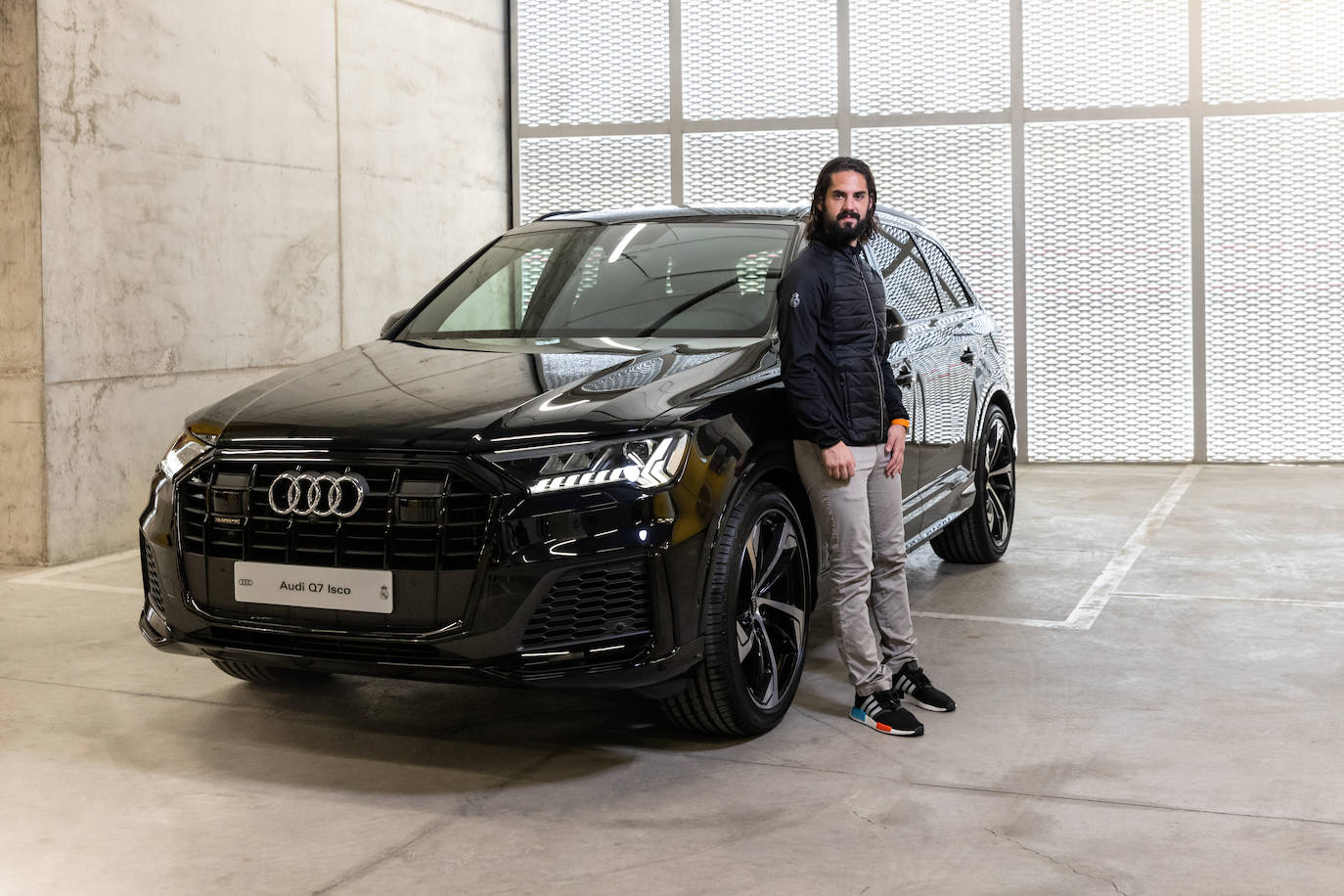 Galería: derroche de CV en los nuevos &#039;coches oficiales&#039; del Real Madrid