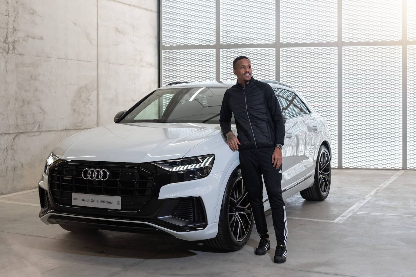 Galería: derroche de CV en los nuevos &#039;coches oficiales&#039; del Real Madrid