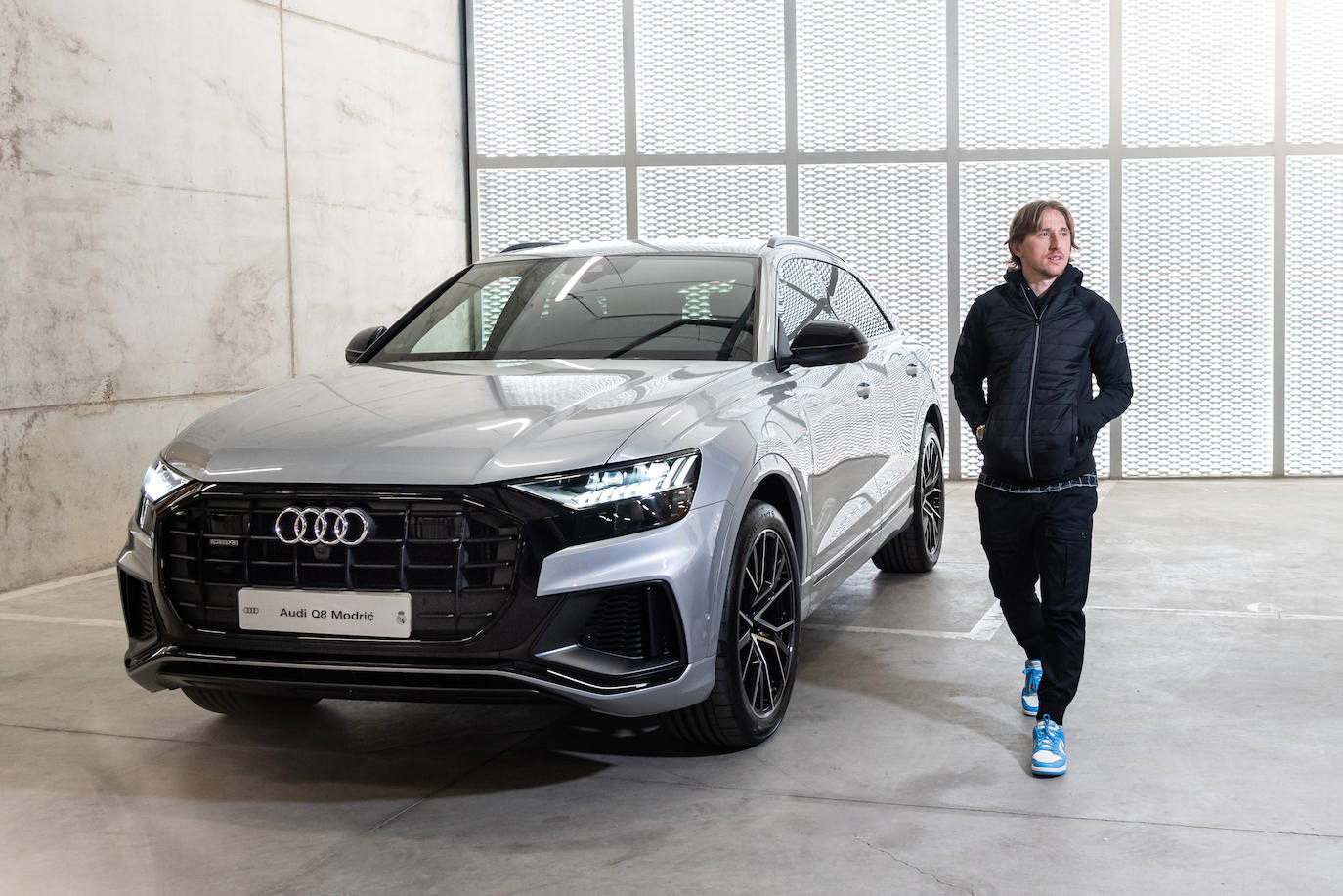 Galería: derroche de CV en los nuevos &#039;coches oficiales&#039; del Real Madrid