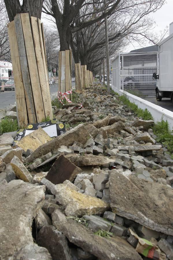 En imágenes, obras de mejora en la calle Aviación del Polígono Calonge