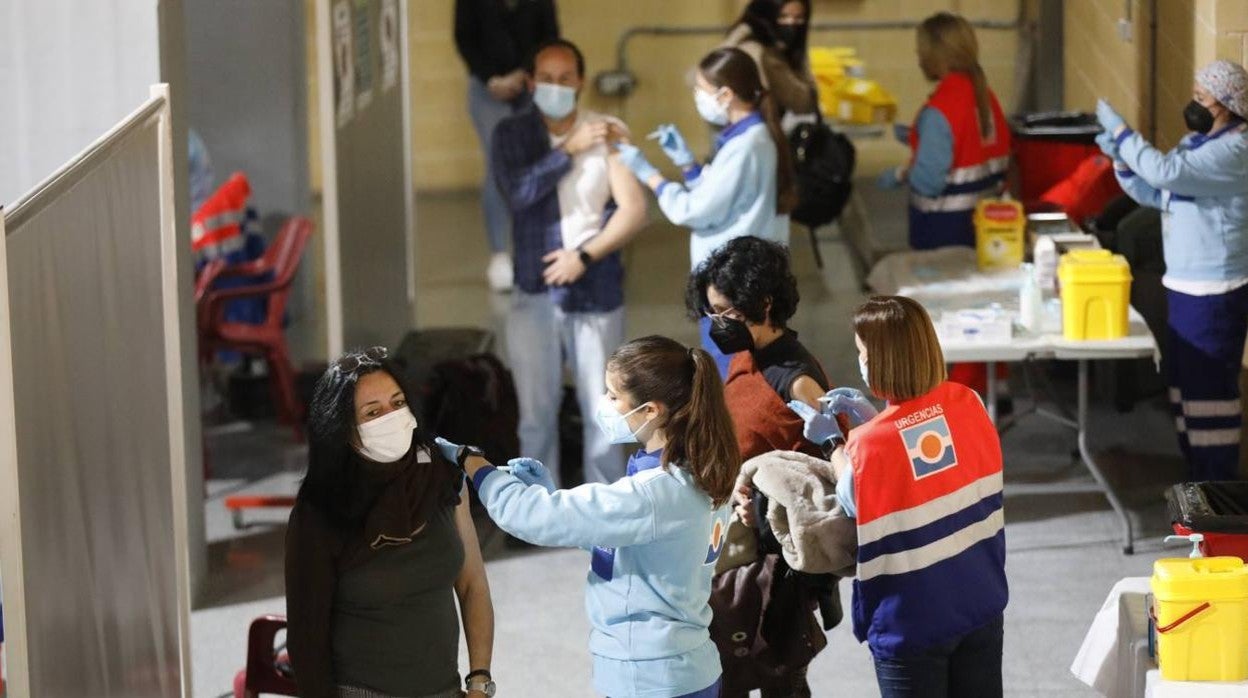 Vacunación contra el Covid de los docentes en Córdoba, en imágenes