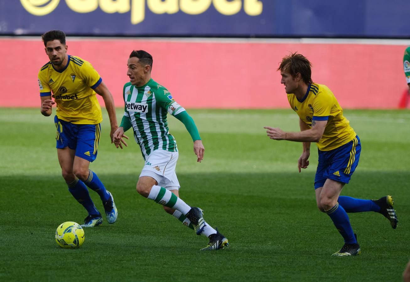 En imágenes, el partido entre el Cádiz y el Betis