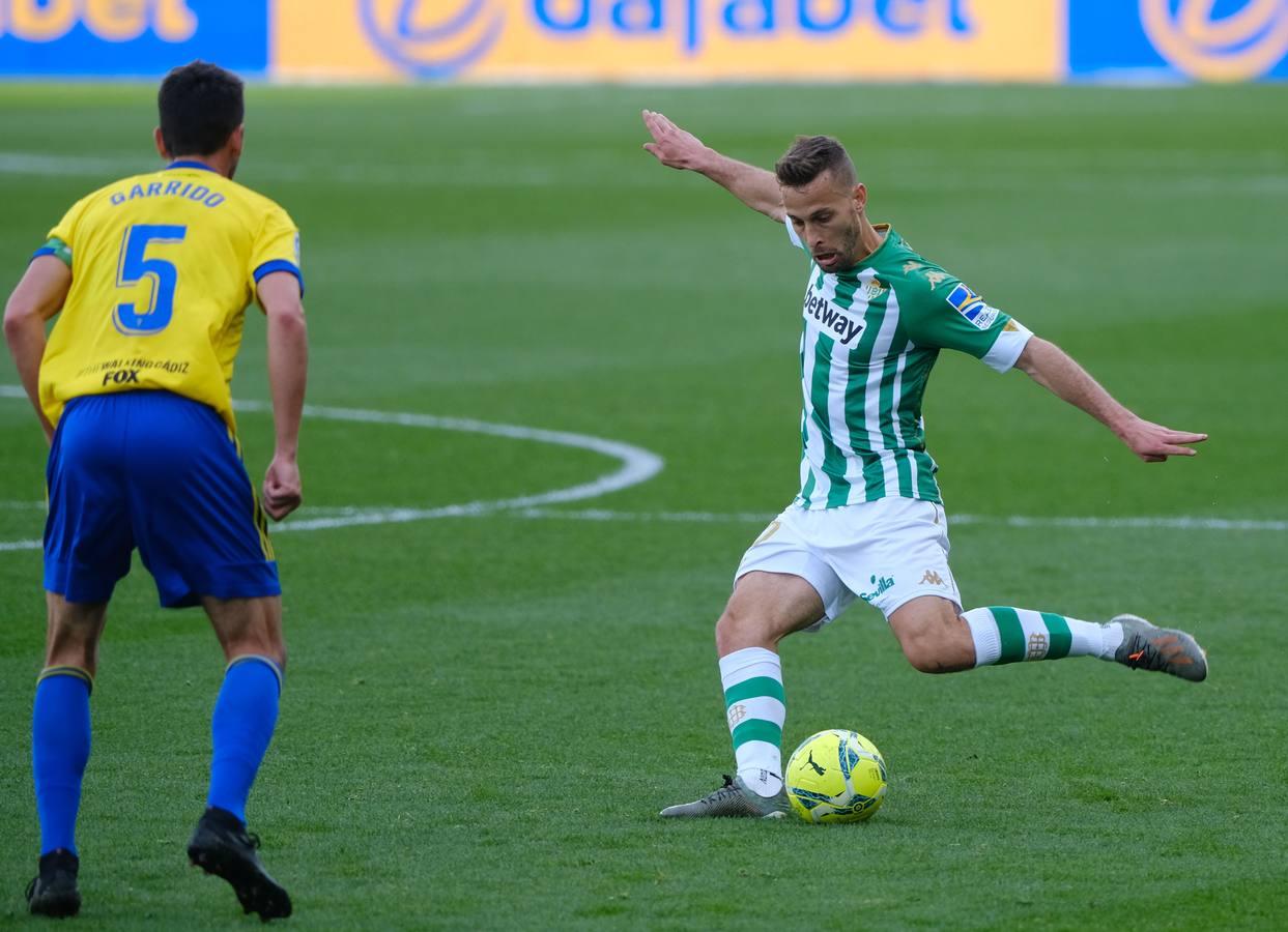 En imágenes, el partido entre el Cádiz y el Betis