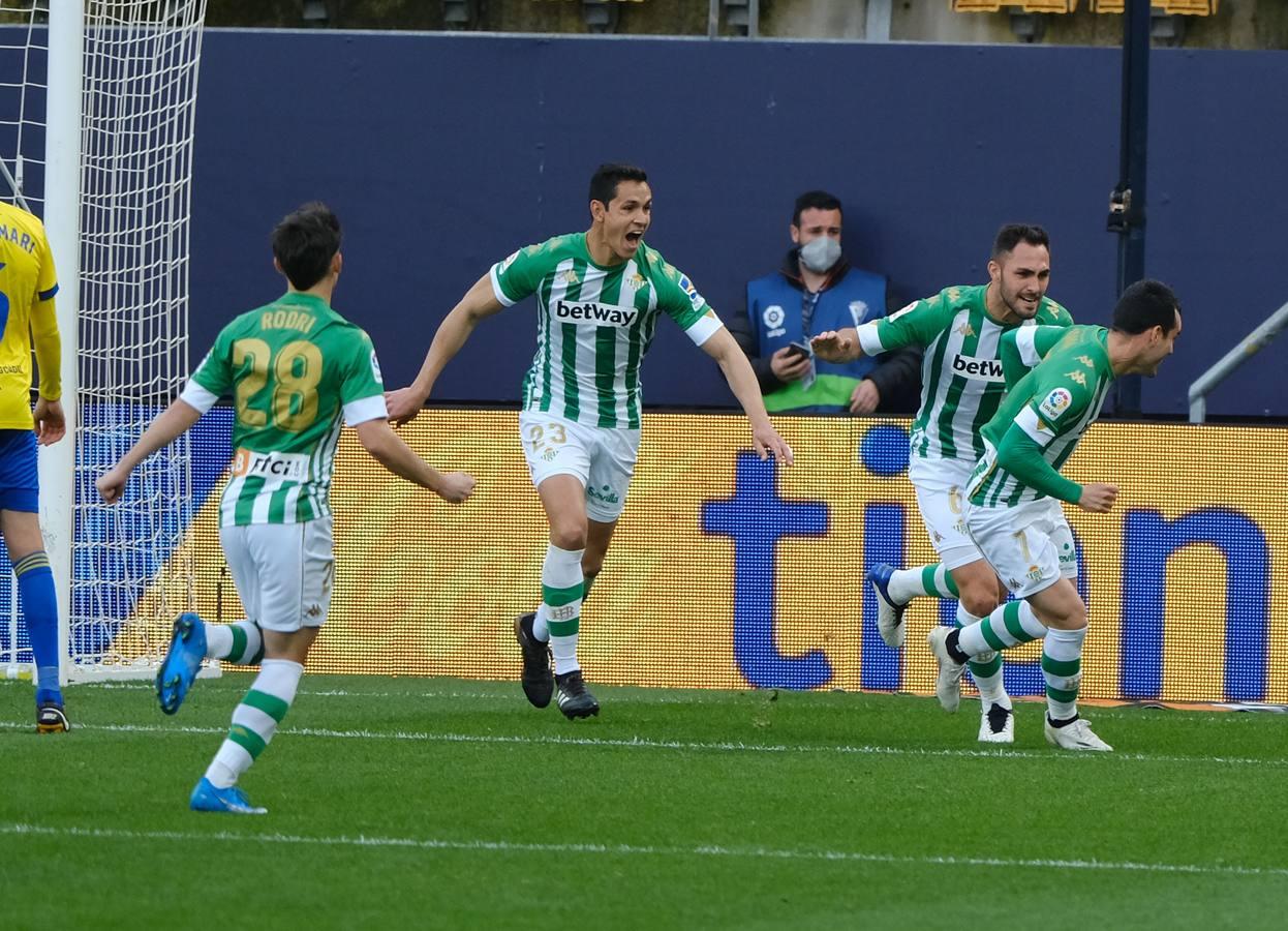 En imágenes, el partido entre el Cádiz y el Betis