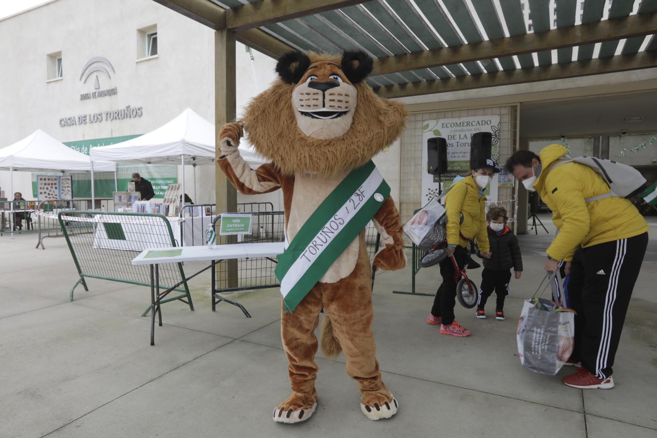 En imágenes: Los Toruños celebra el Día de Andalucía