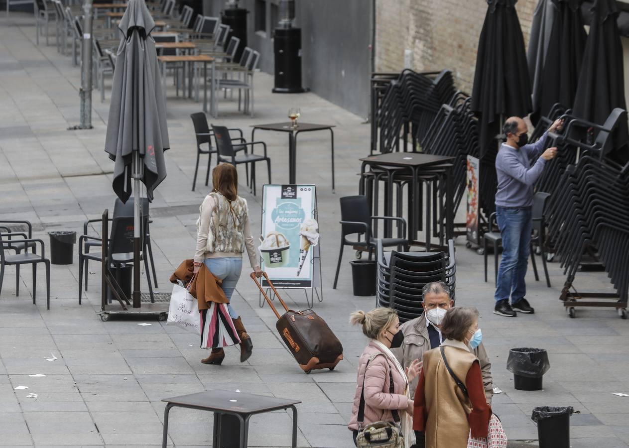 Las buenas temperaturas del puente del Día de Andalucía invitan a los paseos por Sevilla