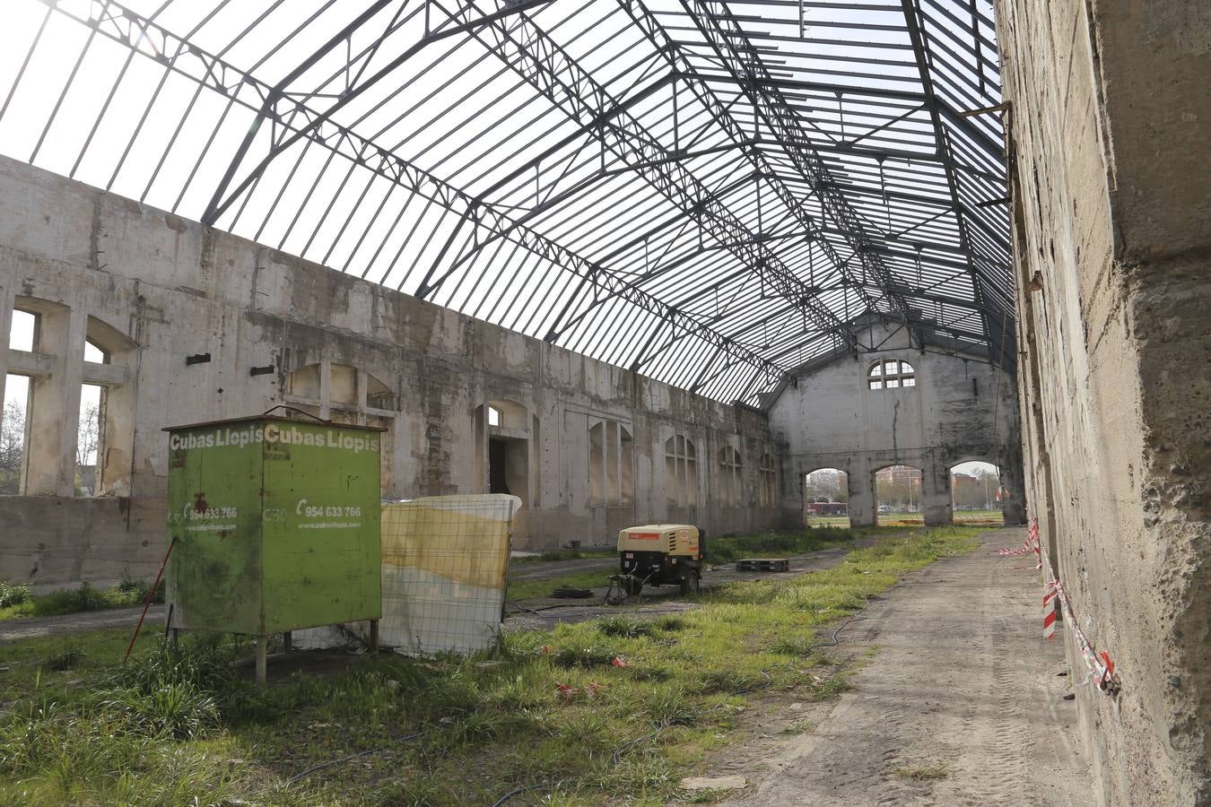 En imágenes, las obras del vivero de empresas de las Naves de Renfe de Sevilla