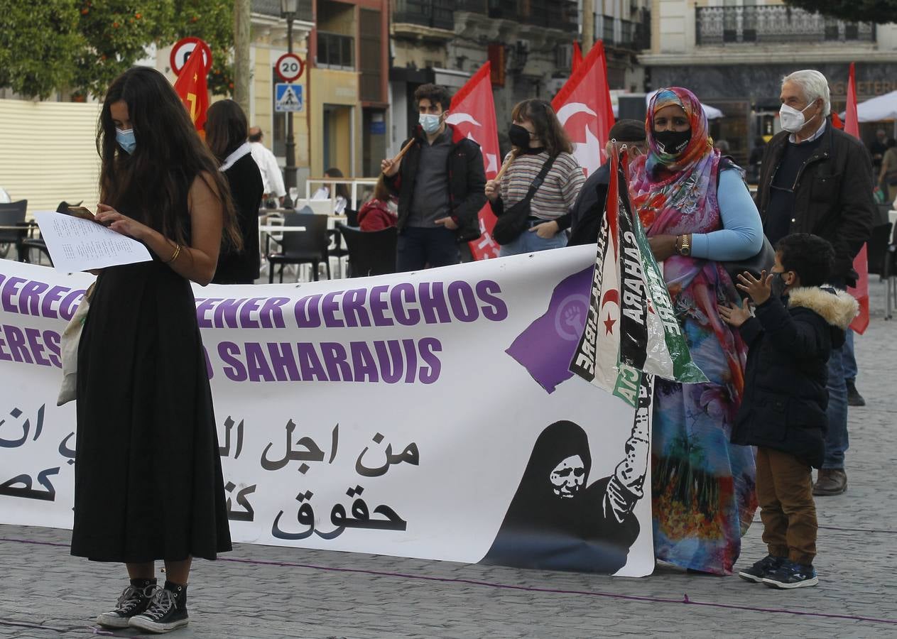 Concentración del Movimiento Feminista de Sevilla en la Plaza de San Francisco