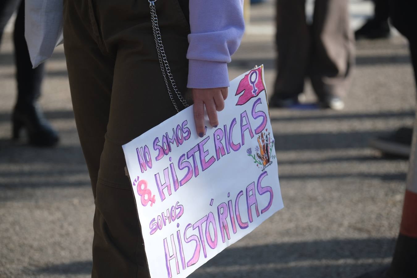 FOTOS: El 8-M, día de la mujer en Cádiz