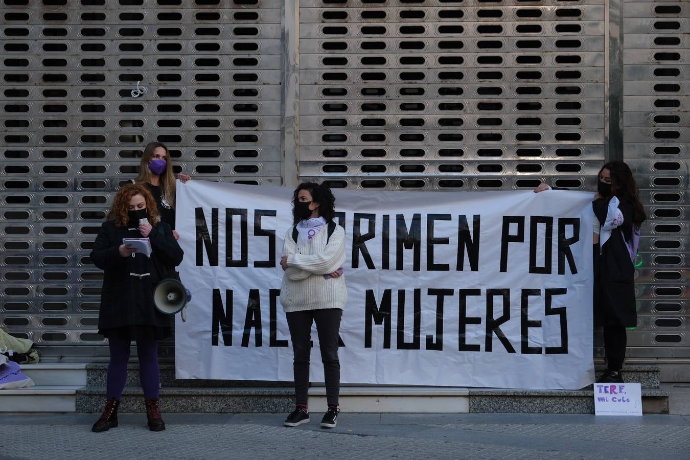 FOTOS: El 8-M, día de la mujer en Cádiz