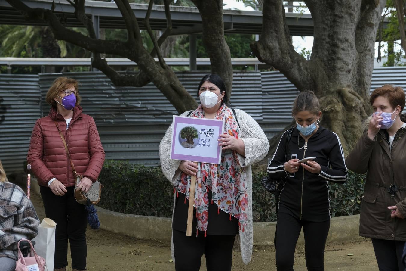 FOTOS: El 8-M, día de la mujer en Cádiz