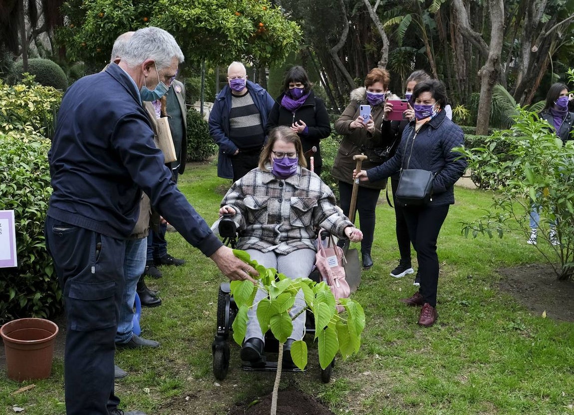 FOTOS: El 8-M, día de la mujer en Cádiz