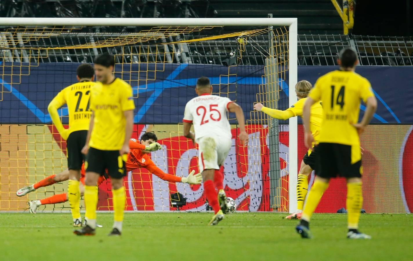 Las mejores imágenes del partido entre el Borussia Dortmund y Sevilla F.C.