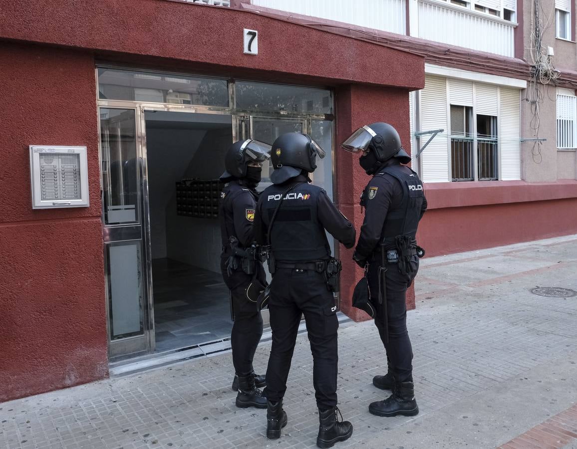 FOTOS: Operación policial en Cádiz