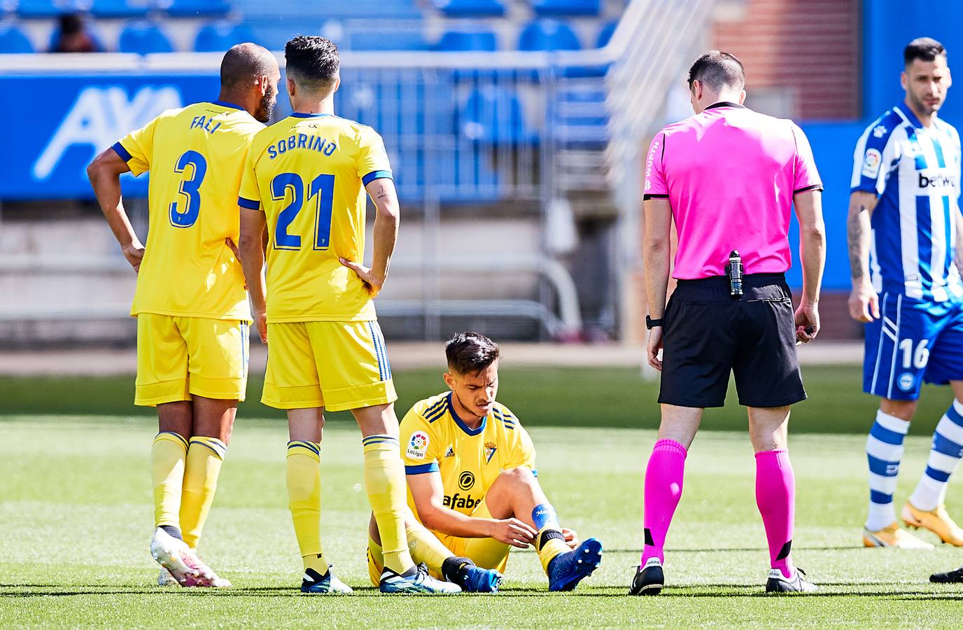 FOTOS: Las imágenes del empate del Cádiz ante el Alavés