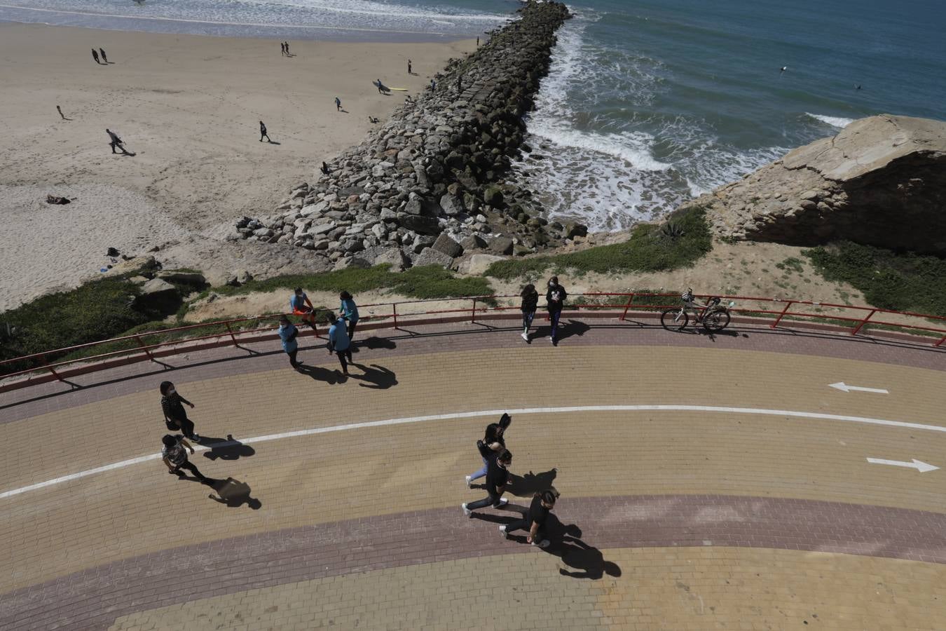 Fotos: ambiente en Cádiz en este primer sábado en el que la provincia está en nivel 2