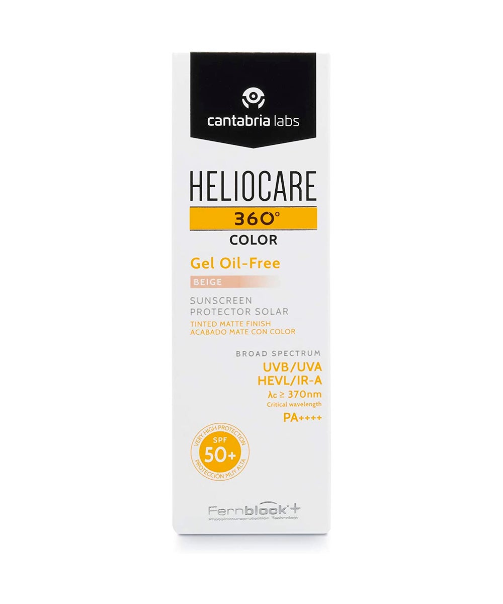 Protector solar con color Heliocare 360º de Cantabria Labs. Este protector solar facial con color cubre imperfecciones y unifica el tono, para una piel natural, luminosa y sin brillos. Ofrece una protección alta (SPF 50) frente a las 4 radiaciones (UVA, UVB, luz visible e infrarroja). El fotomaquillaje Heliocare 360º de Cantabria Labs (24,08 €) ofrece acabado mate, gracias a activos de doble acción matificante y seborreguladora. Es no comedogénico.