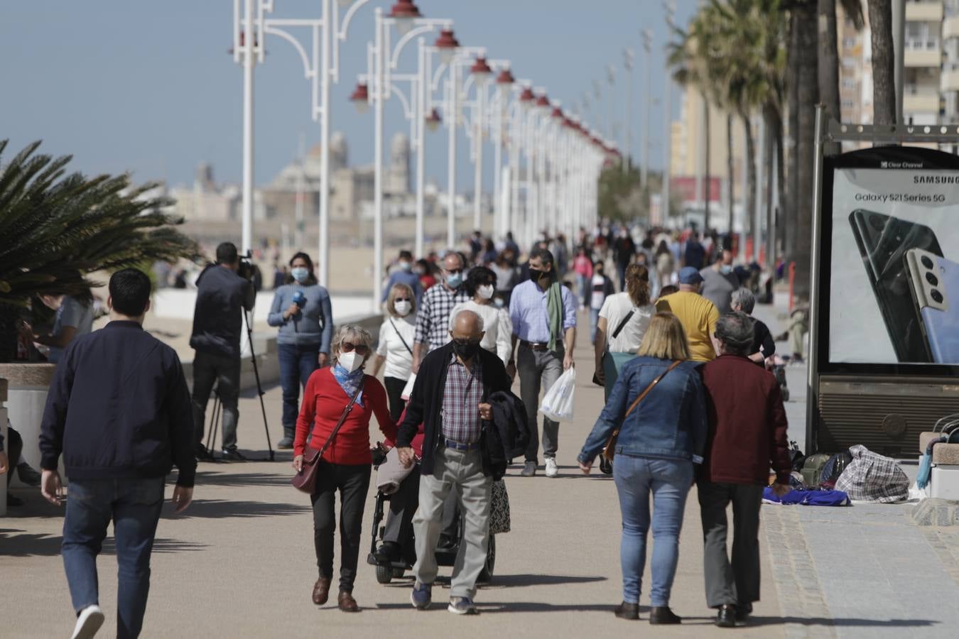 Fotos: ambiente en Cádiz en este primer sábado en el que la provincia está en nivel 2