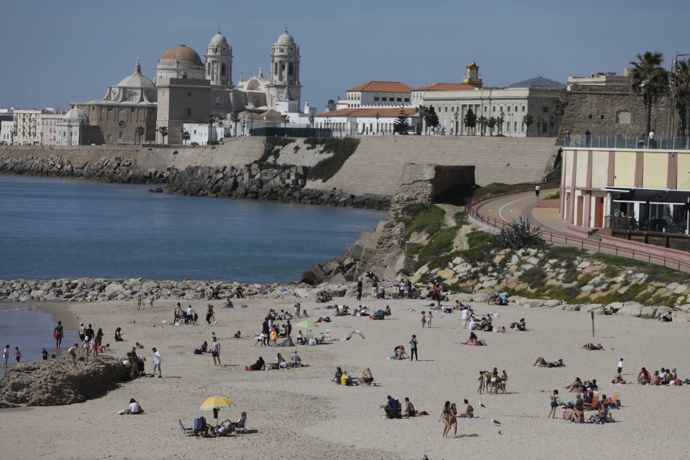 Fotos: ambiente en Cádiz en este primer sábado en el que la provincia está en nivel 2