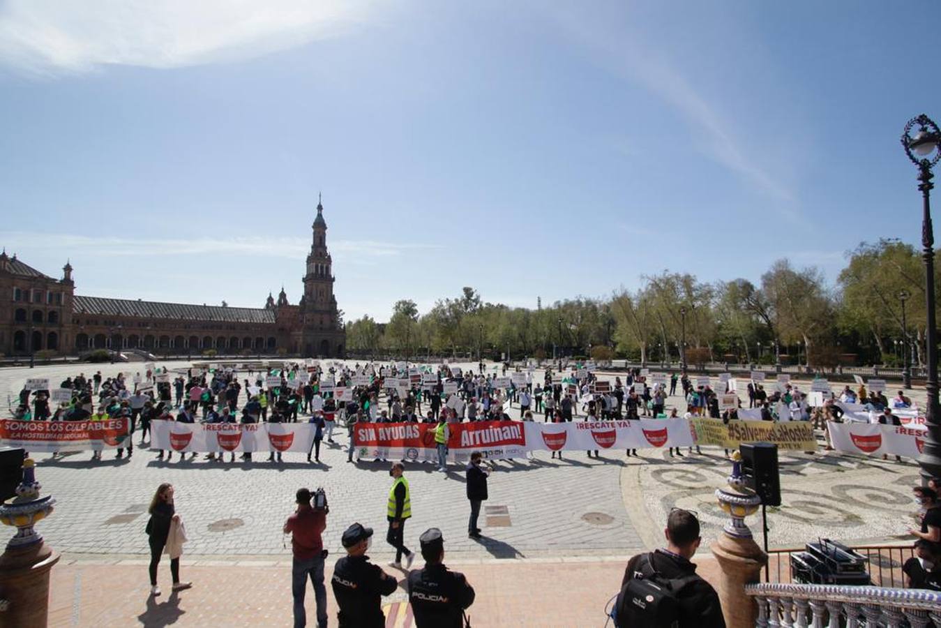 Fotogalería: Los hosteleros se movilizan por el acceso a ayudas directas