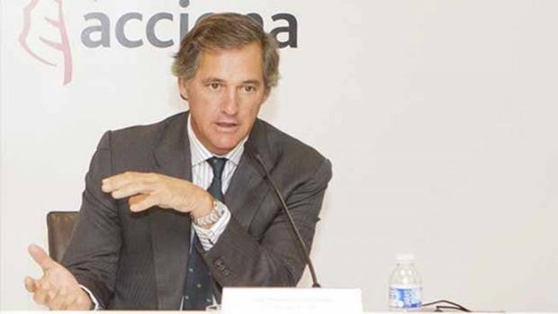 1.- José Manuel Entrecanales: 35,3 millones. Presidente de Acciona, este año se ha colado en el primer puesto porque recibió 30 millones de un plan de incentivos a seis años.