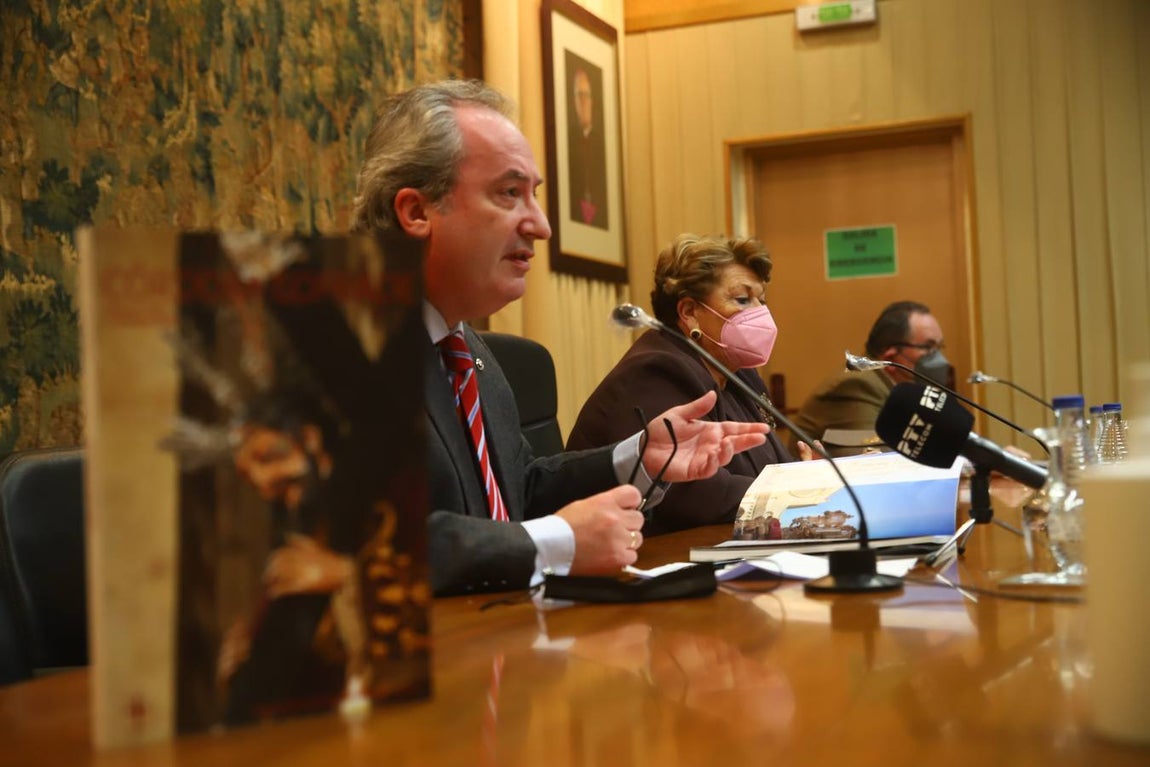 La presentación de la revista &#039;Córdoba Cofrade&#039;, en imágenes