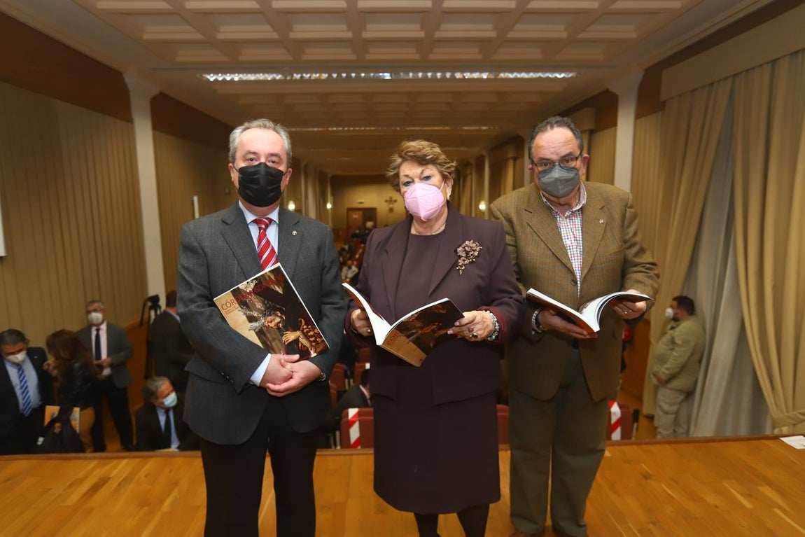 La presentación de la revista &#039;Córdoba Cofrade&#039;, en imágenes