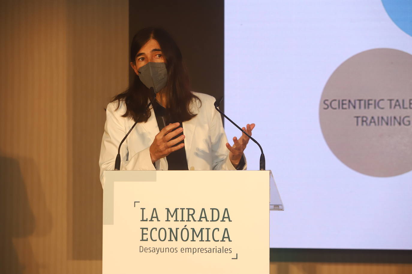 Fotogalería: María Blasco en la Mirada Económica de ABC Córdoba