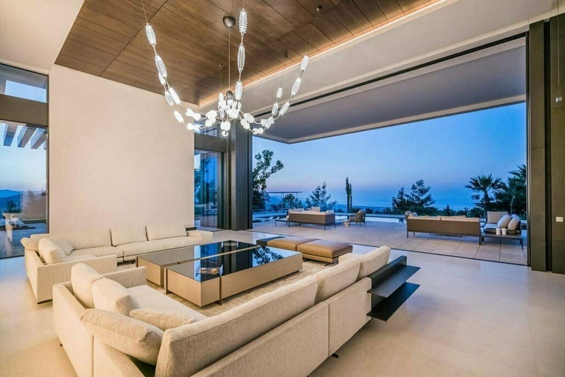 Así es por dentro 'El diamante de Marbella'. Creado por Tobal Arquitectos, este proyecto se considera el mejor trabajo de los principales especialistas residenciales a medida que han contribuido a muchos de los edificios emblemáticos de la región.