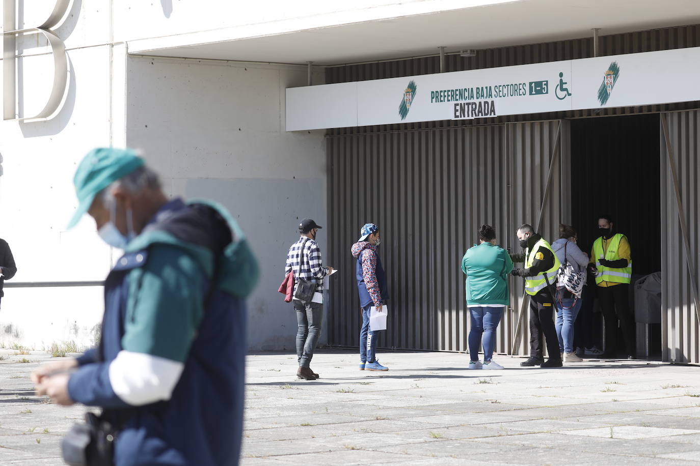 Las mejores imágenes del ambiente en el Córdoba CF - Betis Deportivo