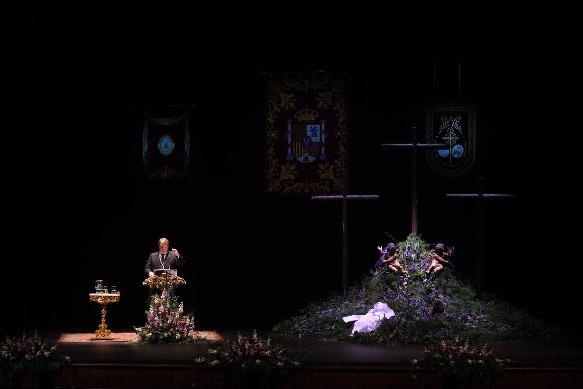 FOTOS: El pregonero Iván Roa abre las puertas de la Semana Santa de Cádiz 2021