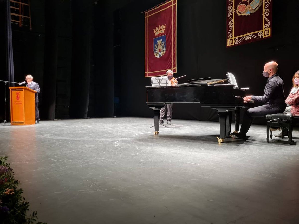 FOTOS: Pregón de la Semana Santa de Chiclana 2021