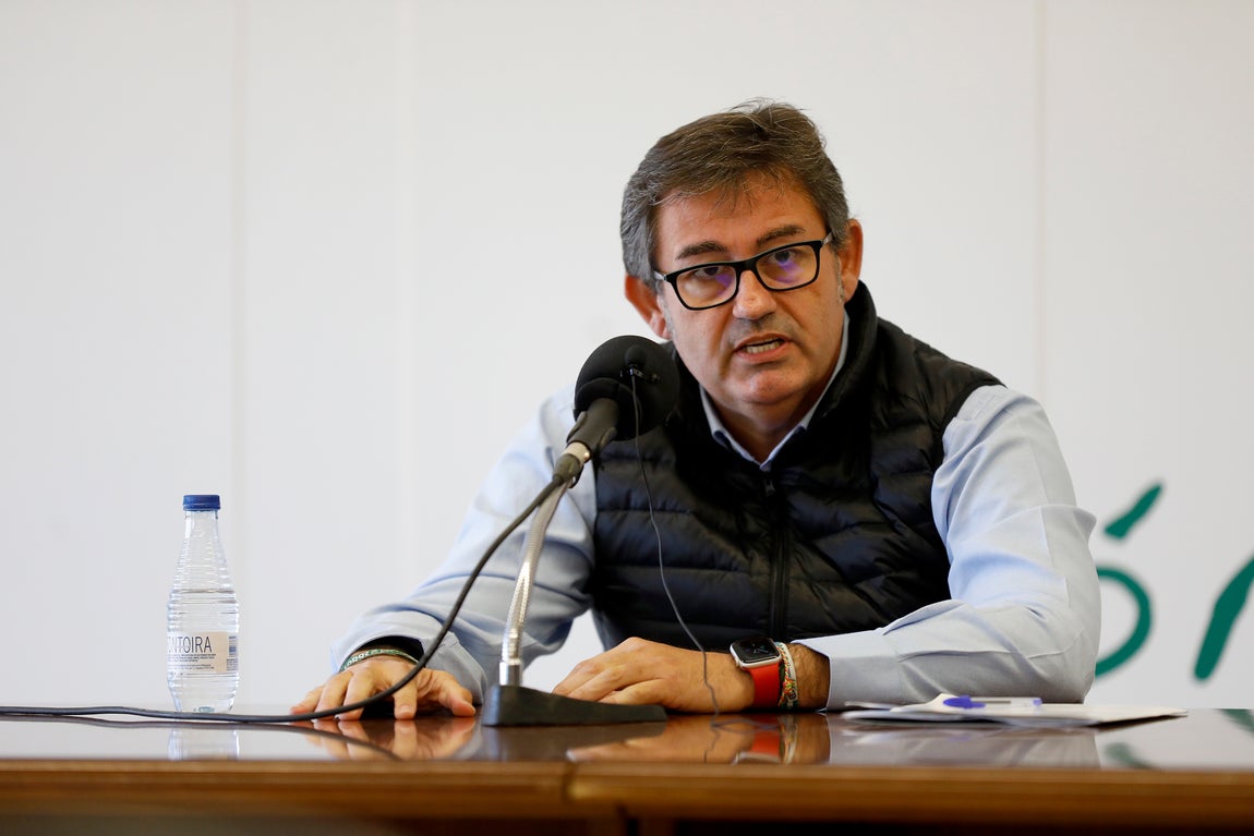 En imágenes, González Calvo explica el fracaso del Córdoba CF