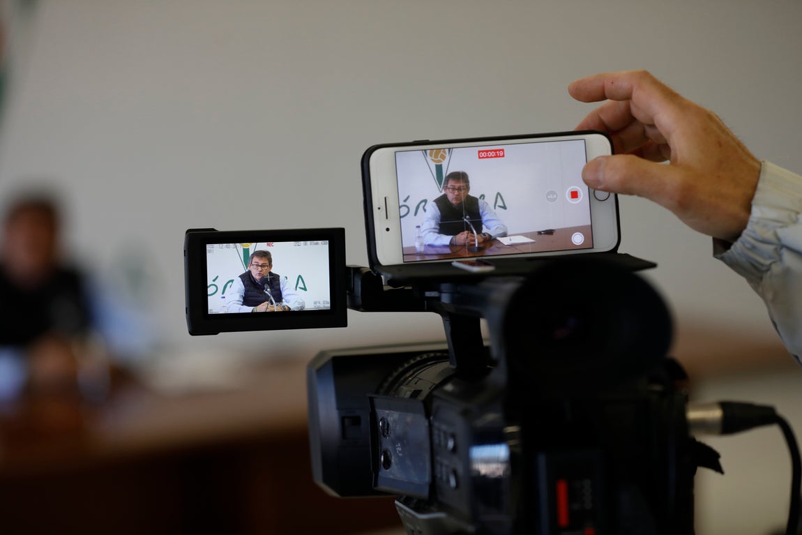 En imágenes, González Calvo explica el fracaso del Córdoba CF