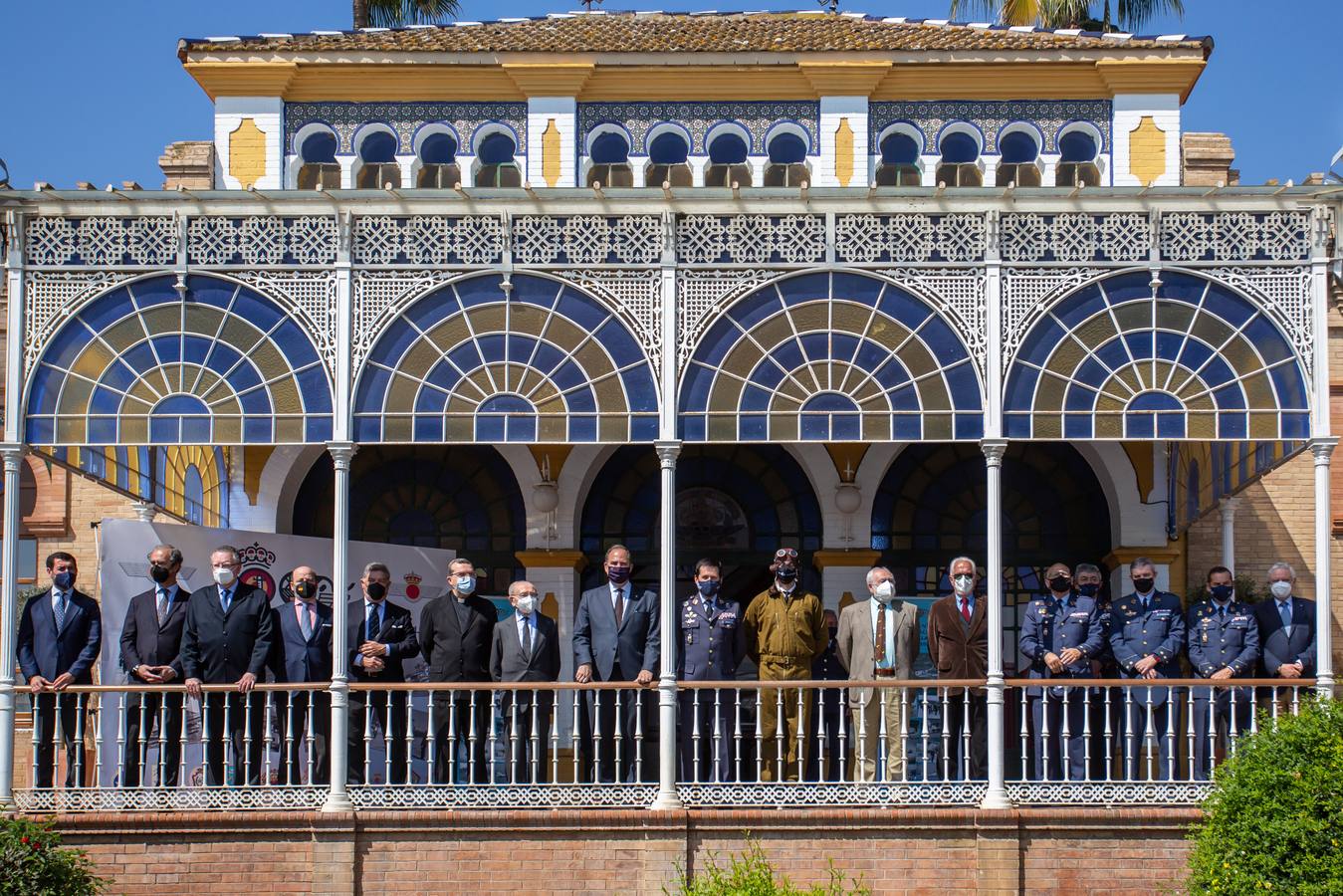 Inauguración de la exposición en el acuartelamiento de Tablada