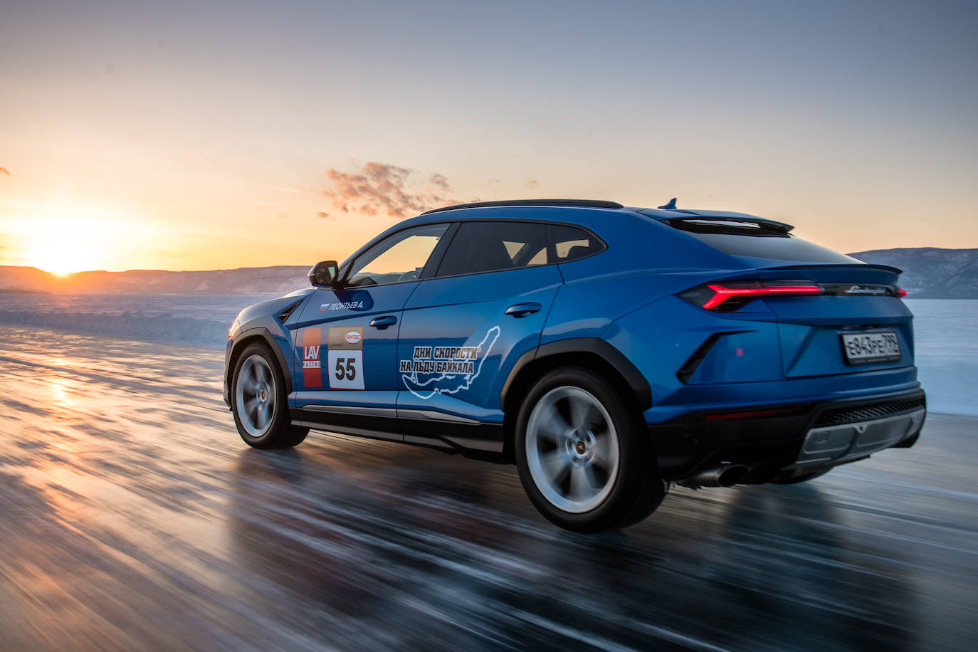 Fotogalería: Lamborghini Urus, nuevo récord de velocidad sobre hielo