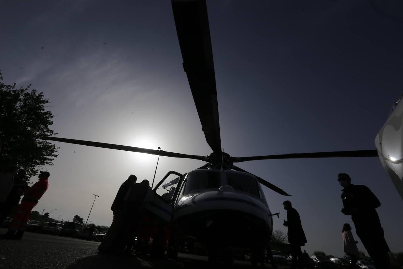 La presentación en Córdoba de los helicópteros del 061, en imágenes