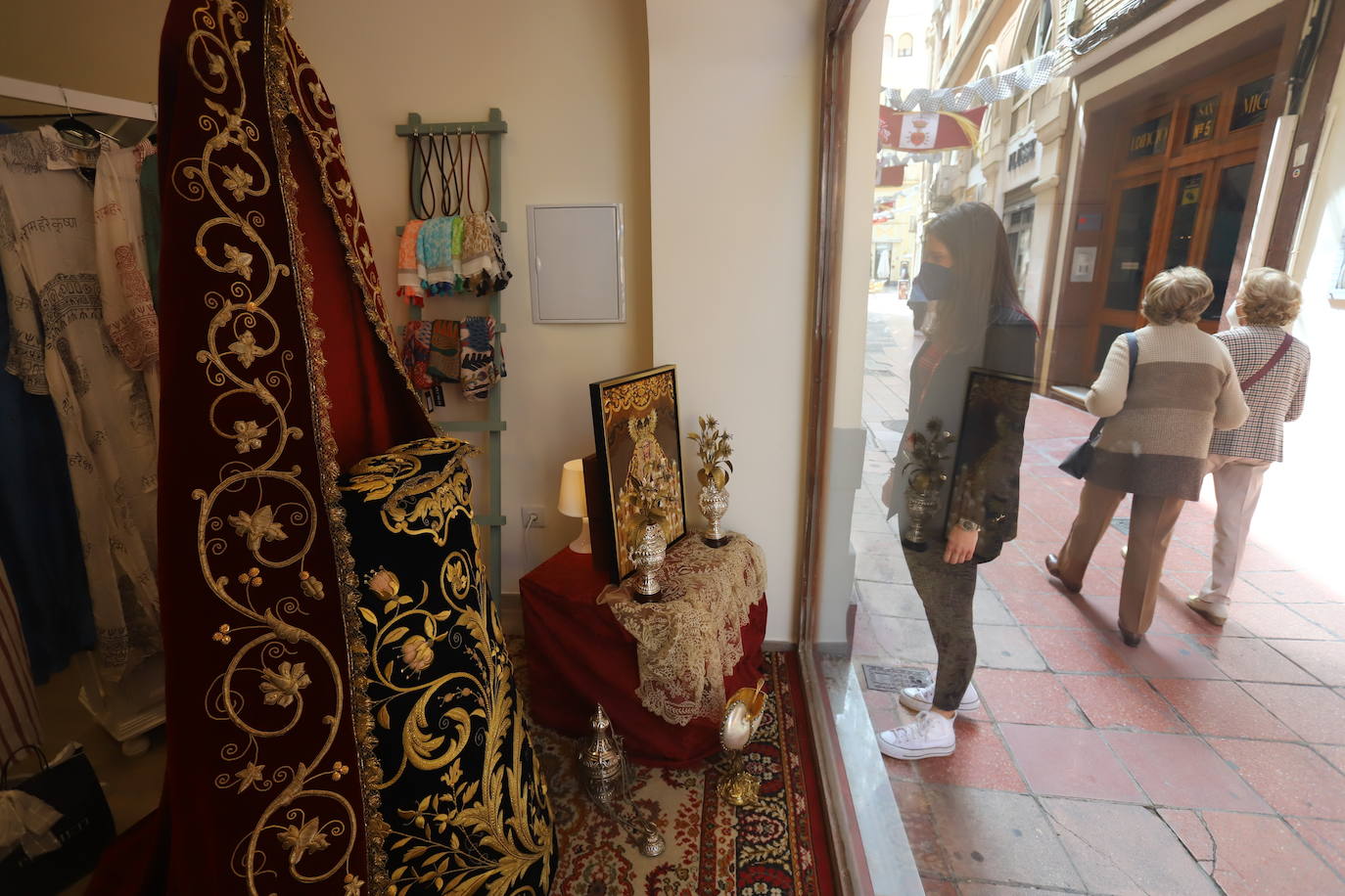 La Semana Santa de Córdoba, en los escaparates