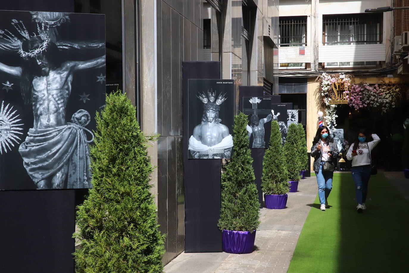 La Semana Santa de Córdoba, en los escaparates