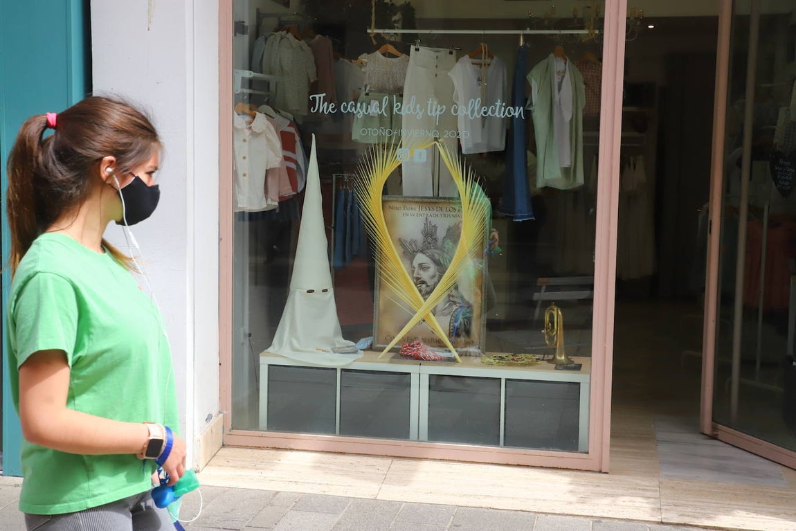La Semana Santa de Córdoba, en los escaparates