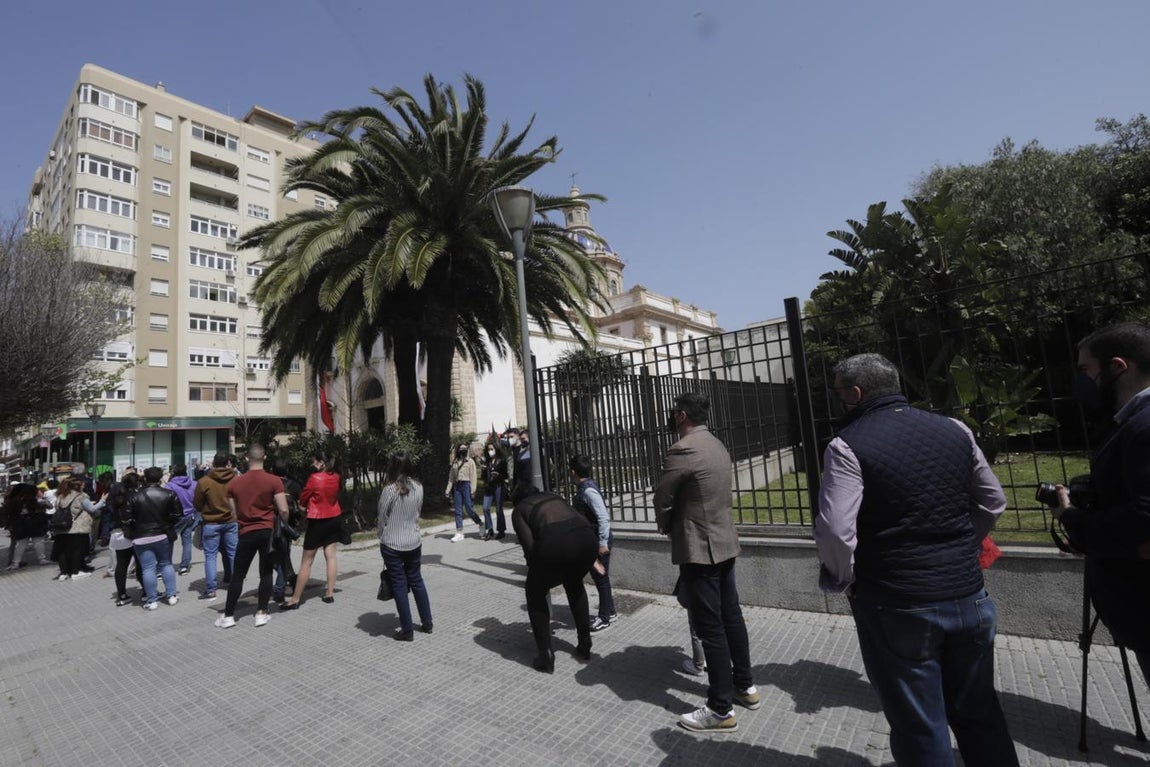 En imágenes: Domingo de Ramos de la Semana Santa 2021 en Cádiz