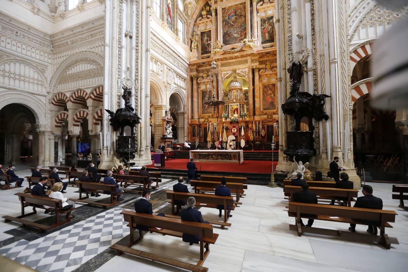 Semana Santa Córdoba 2021| Las imágenes del acto de las cofradías de Miércoles Santo en la Catedral