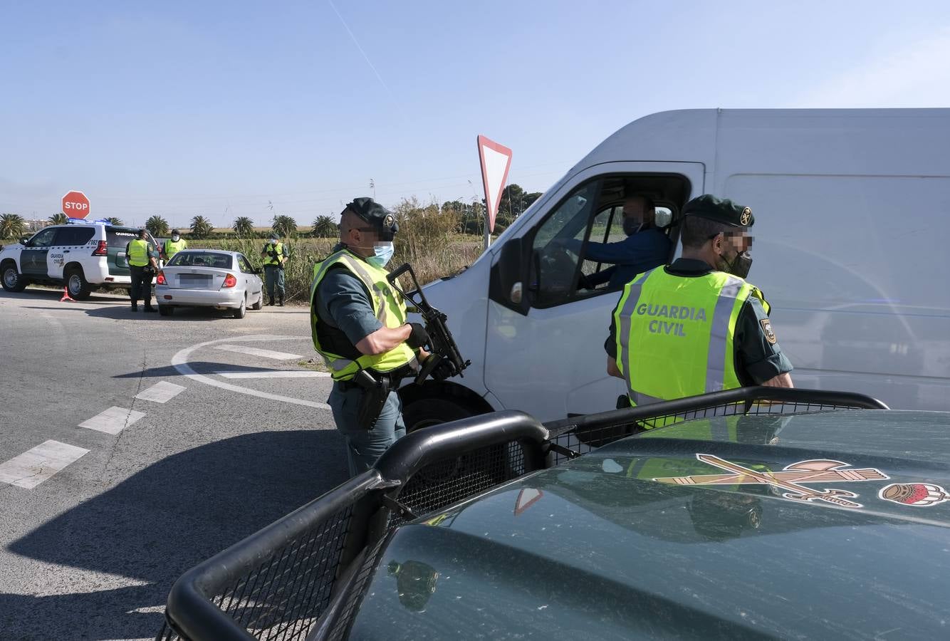 De patrulla con la Usecic de la Guardia Civil de Cádiz