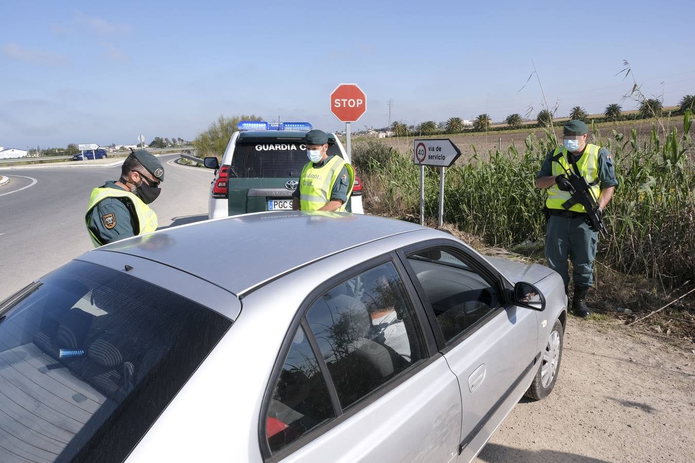 De patrulla con la Usecic de la Guardia Civil de Cádiz