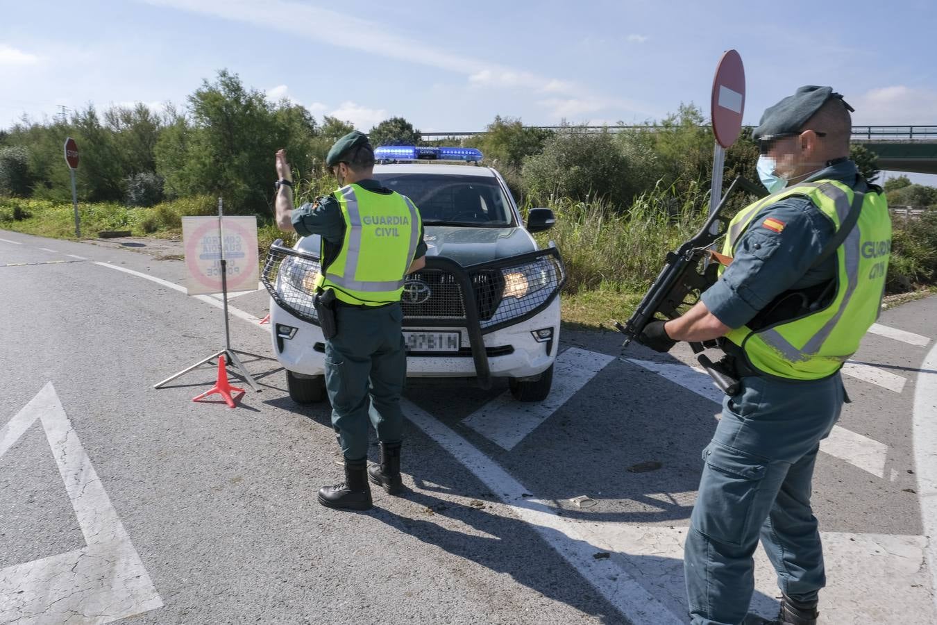 De patrulla con la Usecic de la Guardia Civil de Cádiz