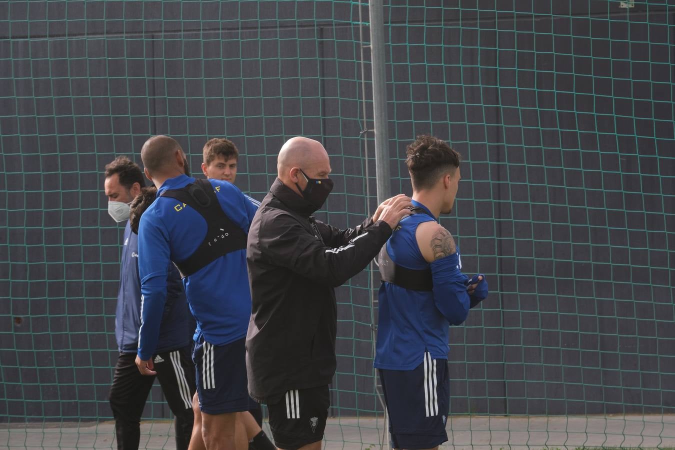 FOTOS: Akapo, la novedad en el entrenamiento del Cádiz CF